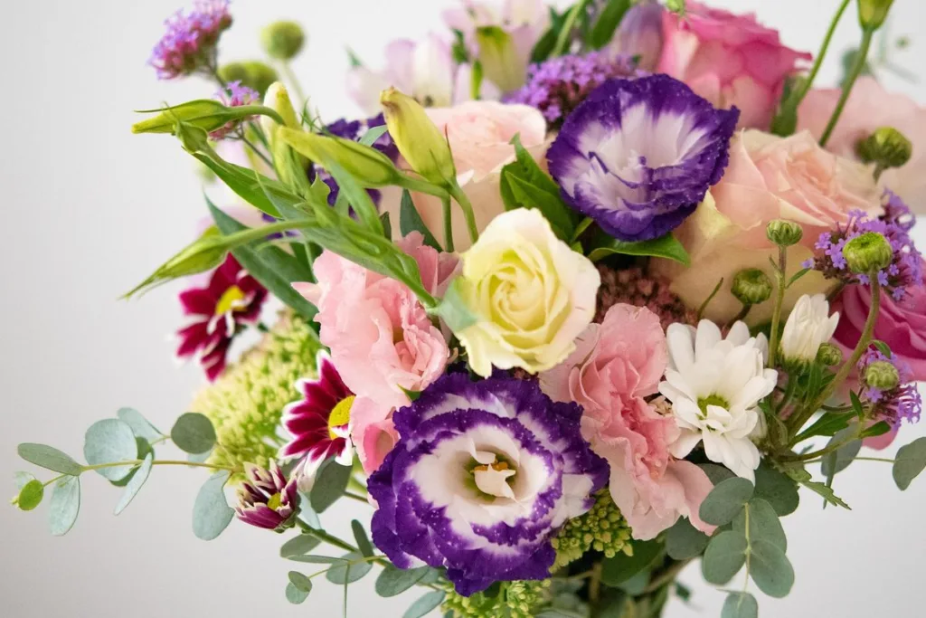 Tips Merawat Bunga Potong Agar Awet dan Segar Lebih Lama